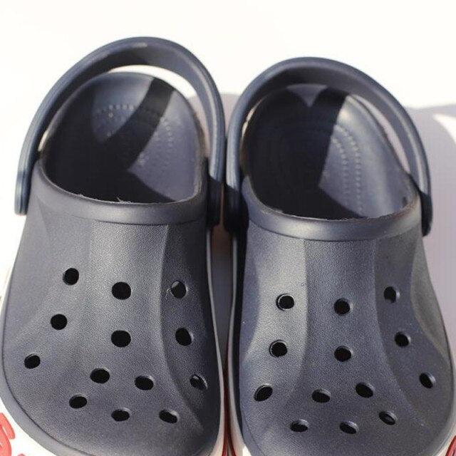 Women Beach Clogs Garden Shoes Couple Non-Slip Slides Sandals Children Comfortable Slip-on Outdoor Clogs Summer Beach Sandals For Women And Men Outdoor Walking Shoes