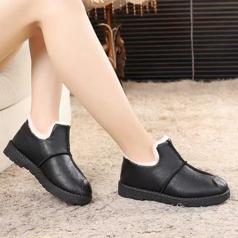 Women Winter Warm Luxury Shoes Waterproof Plush Leather Cotton Shoes Daily Home Non-slip Soft Sole Plush Lining Shoes Warm Fur Lined Booties Lace Up Flat Platform Elegant Comfortable Black Shoes